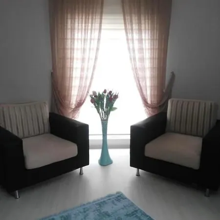 Two Bedroom 酒店 *
